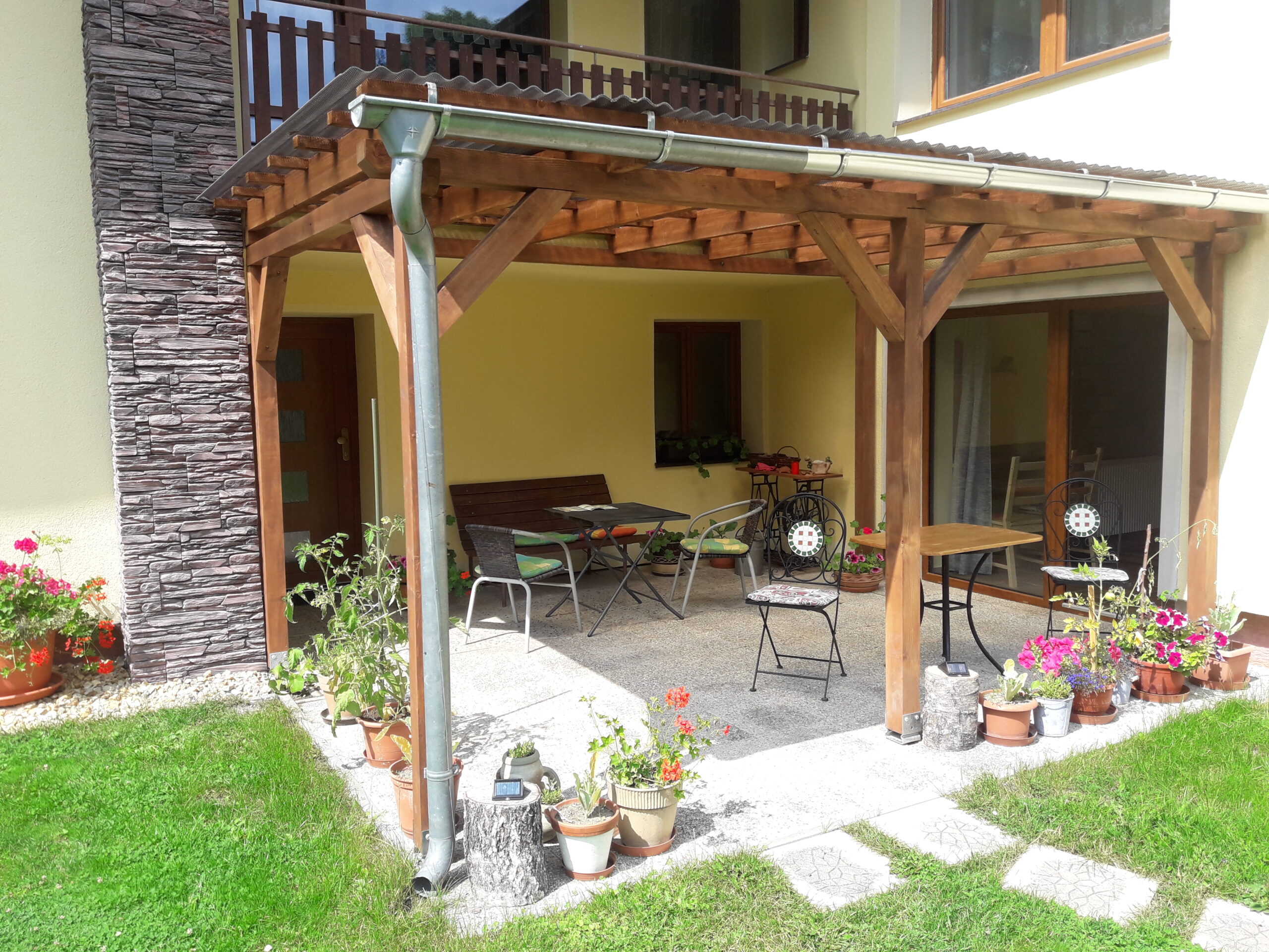 apartman pod kominem