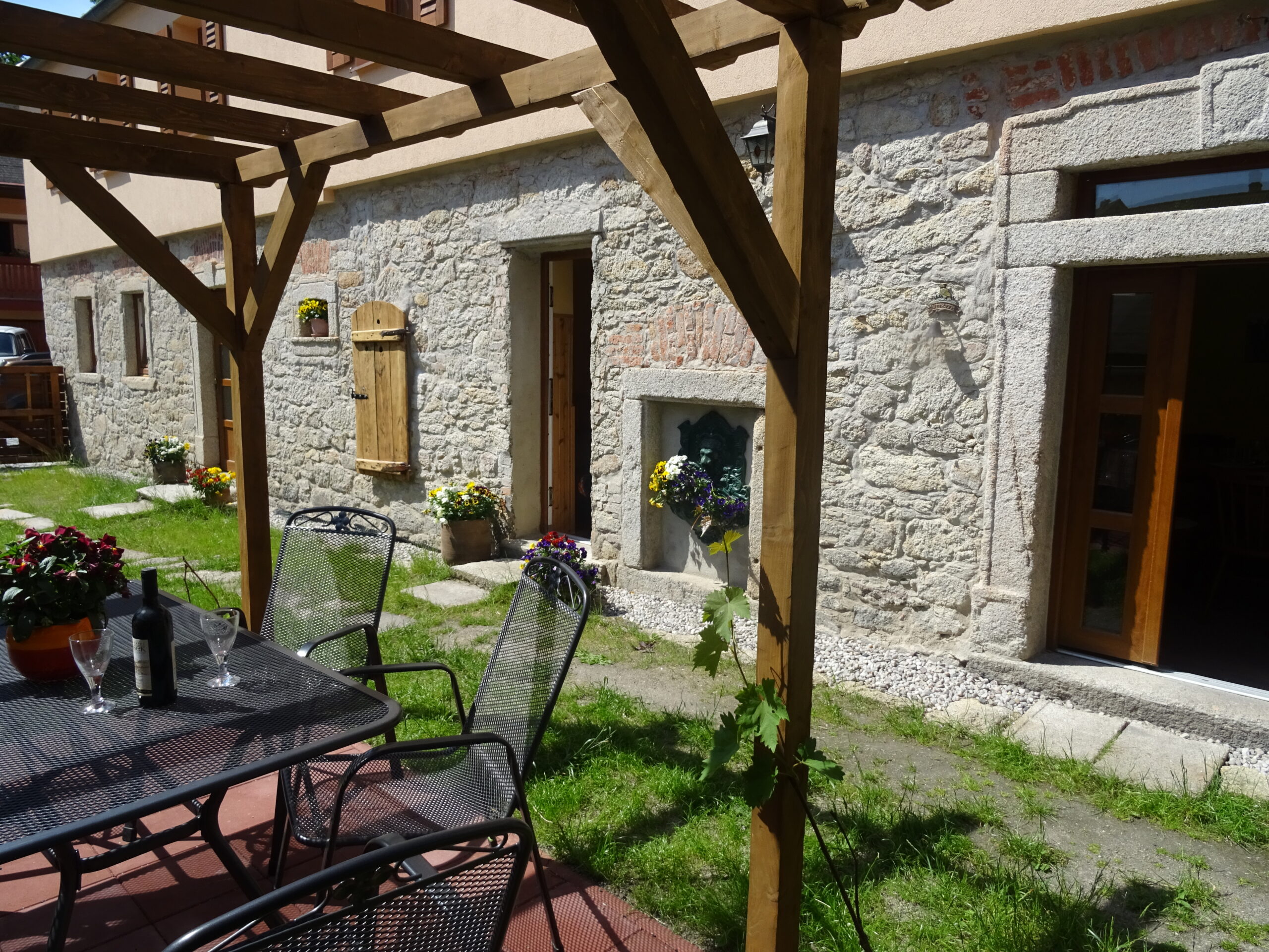 apartman pod kominem